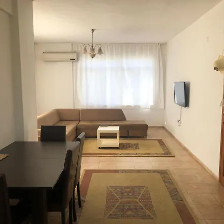 Sea Apartment *